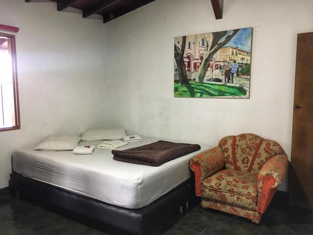 Guatapé La Casona Hostel מראה חיצוני תמונה