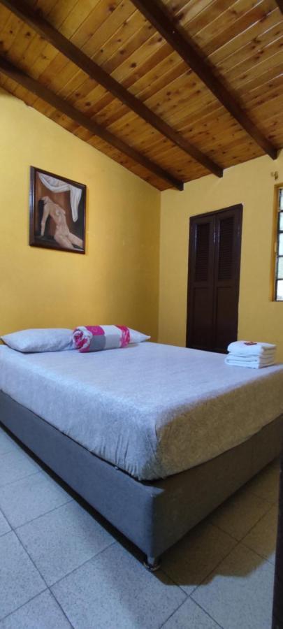 Guatapé La Casona Hostel מראה חיצוני תמונה